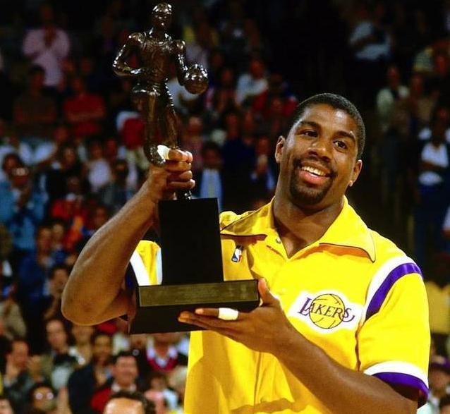 琼斯或将加 琼斯或将加