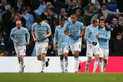 勇士遭惨败，巴特勒表现低迷，热火两小将崭露头角